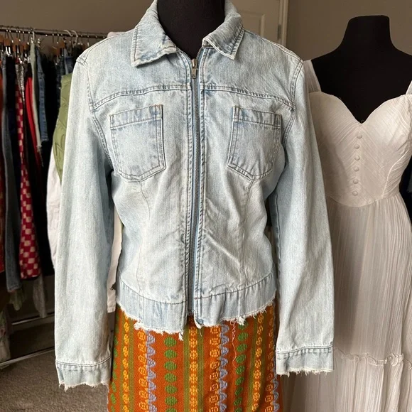 Zip-Up Denim Jacket - Picture 6 of 6